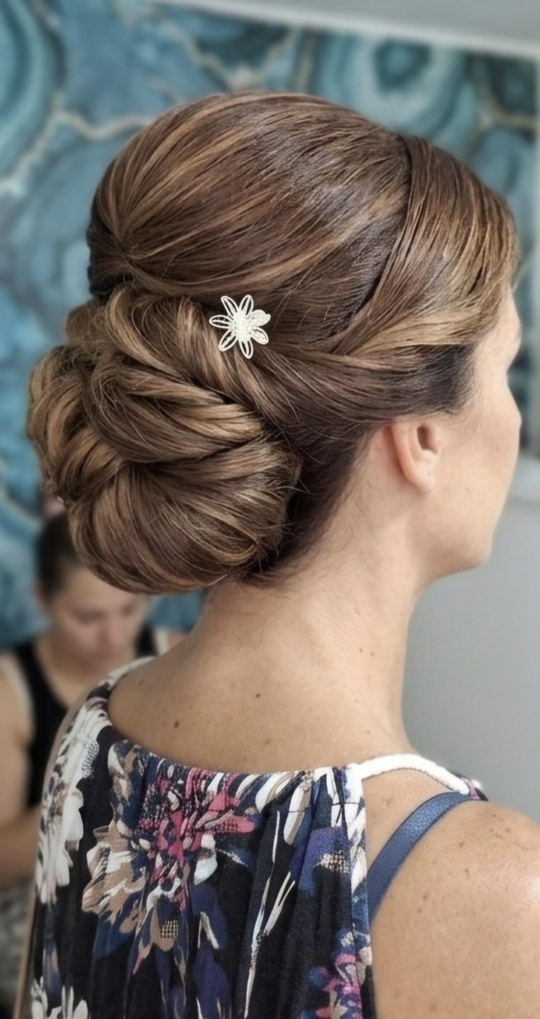 Svecane frizure pundje - Beauty style hair J&D, Novi Sad Pletenice, kike, punđe Frizerski saloni Pletenice, kike, punđe, Novi Sad, Sajmište, Detelinara, Banatić