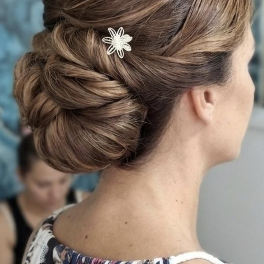 Beauty style hair J&D #novisad Pletenice, kike, punđe Svecane frizure pundje