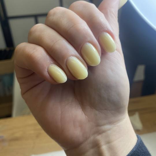 Beauty by Nevena Panić #beograd Ojačavanje noktiju Ruber baza - S dužina