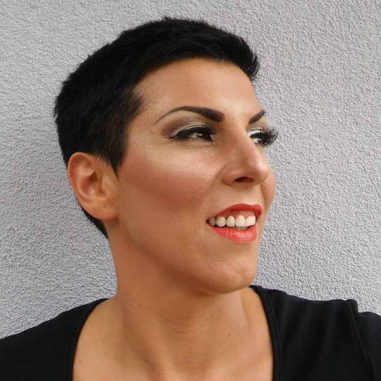 Albina Unisex Studio Lepote #temerin Make-up / šminkanje Profesionalno šminkanje + veštačke trep