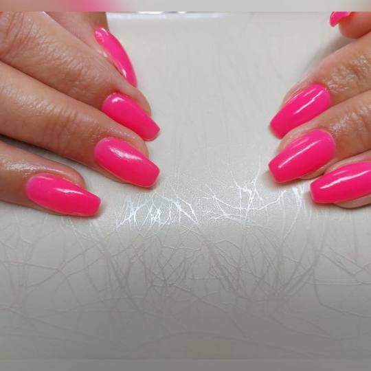 Topaz Beauty #beograd Izlivanje noktiju Izlivanje noktiju Izlivanje noktiju gelom - S dužina