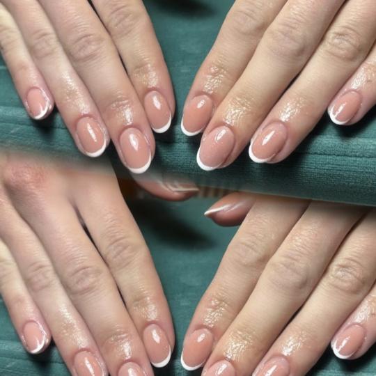 Lumière studio #beograd Korekcija noktiju Korekcija noktiju - S dužina