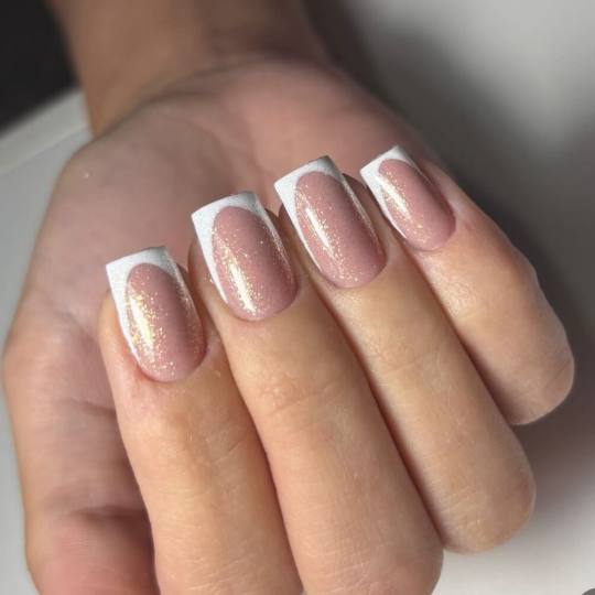 Beauty by Tamara #beograd Korekcija noktiju Korekcija noktiju - M dužina Korekcija noktiju sa frenc