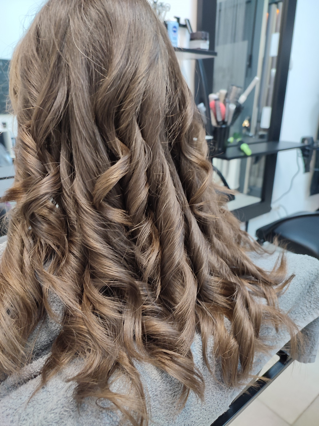 Infinity Hair #novisad Feniranje i stilizovanje Talasi na peglu bez pranja - extra duga kosa
