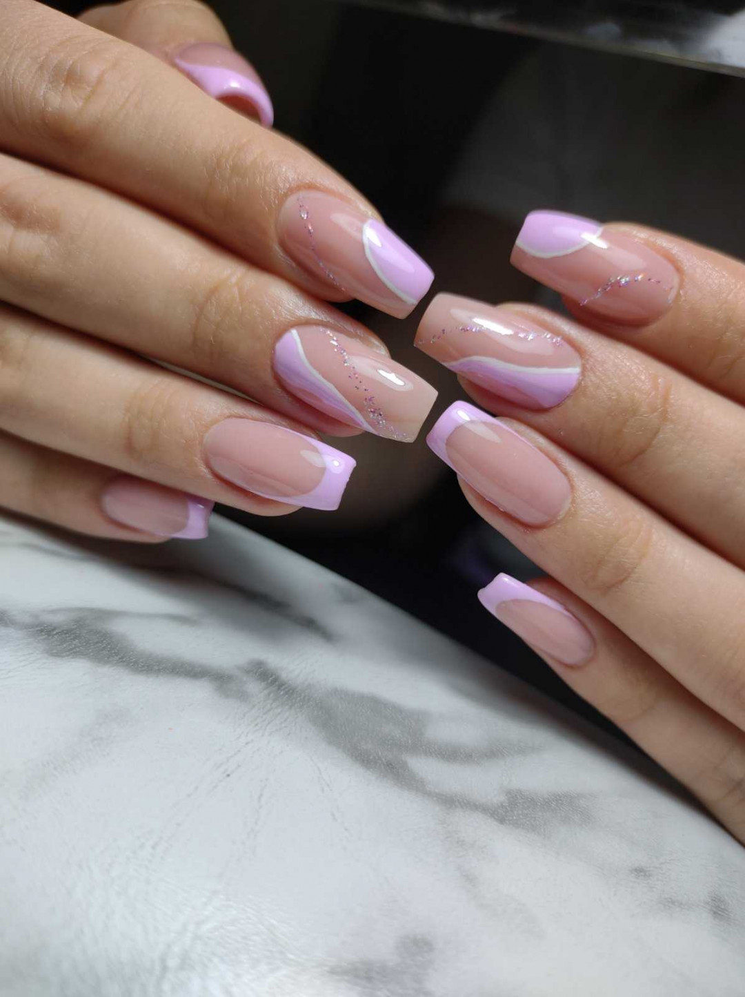 Ashanti Beauty Salon & Academy #beograd Ojačavanje noktiju Ojačavanje prirodnih noktiju gelom - boja