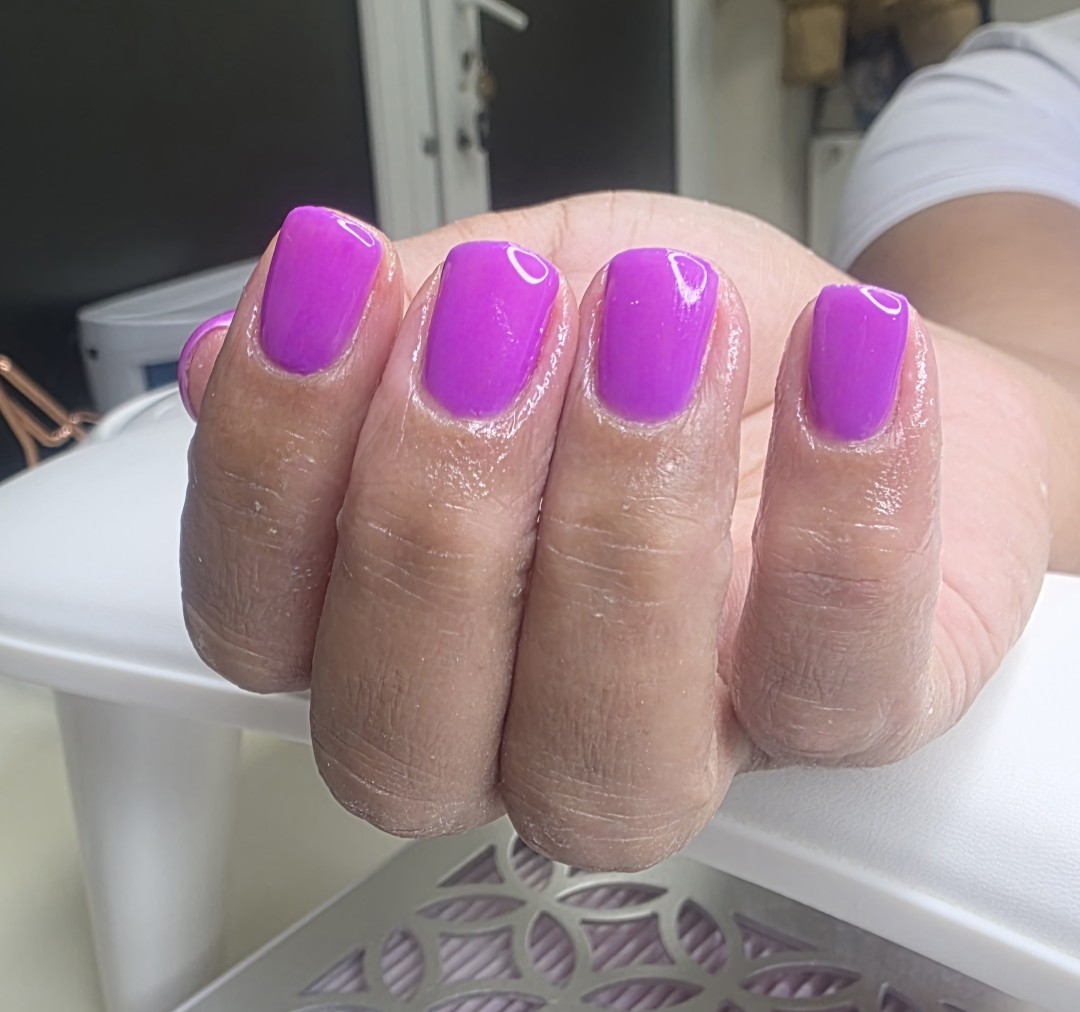 Gospođica Draga #novisad Gel lak Gel lak - ruke