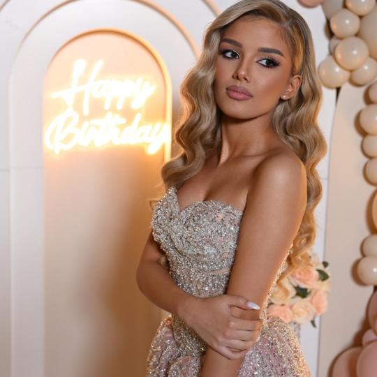 Studio Kristina Jovanović #beograd Uvijanje, lokne i talasi Holivudski talasi - sve dužine kose