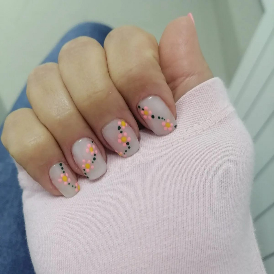 Taci nail art #beograd Izlivanje noktiju Nadogradnja noktiju