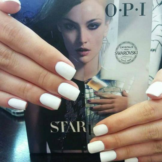 OPI - ALOXXI Zira #beograd Gel lak Slavica Manikir + OPI gel lak + parafinska rukavica Skidanje gel 