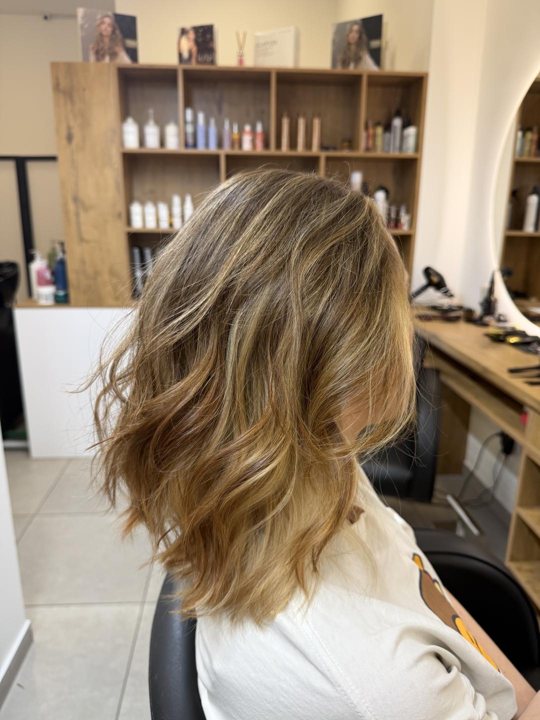 Balayage - kratka kosa - Studio Eleven Ladies&Gentlemen, Beograd Ombre, sombre, balayage Frizerski saloni Ombre, sombre, balayage, Beograd, Zvezdara