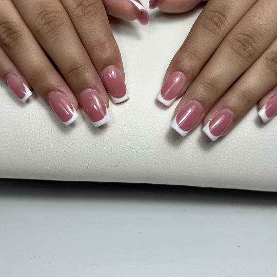 Mala Plava B #novisad Korekcija noktiju Korekcija noktiju - M dužina Korekcija noktiju m velicine +