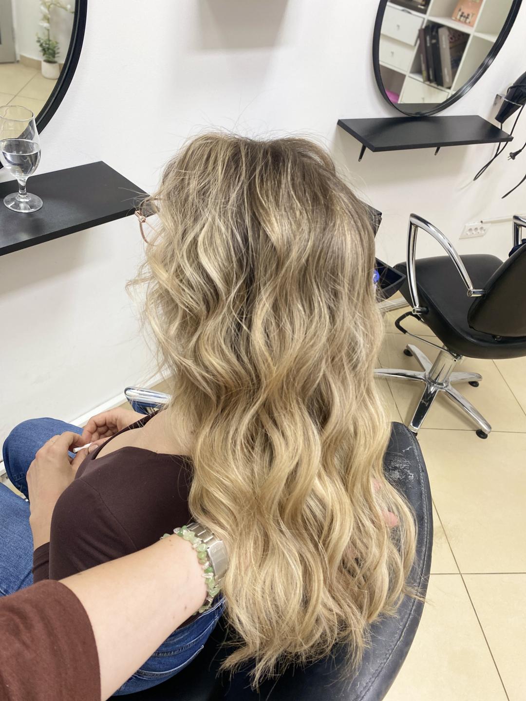 Pramenovi/Balayage - duga kosa - Lovely Style, Beograd Pramenovi Frizerski saloni Pramenovi, Beograd, Konjarnik, Učiteljsko naselje