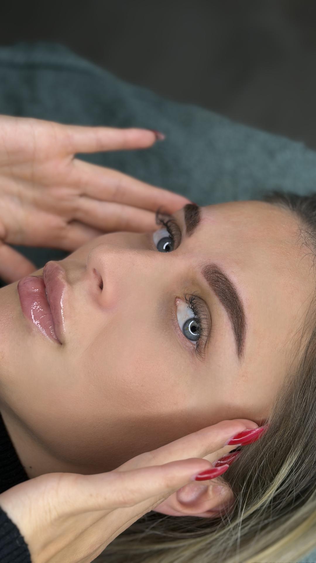 Almari Beauty Concept #kragujevac Obrve Puder obrve + prva korekcija