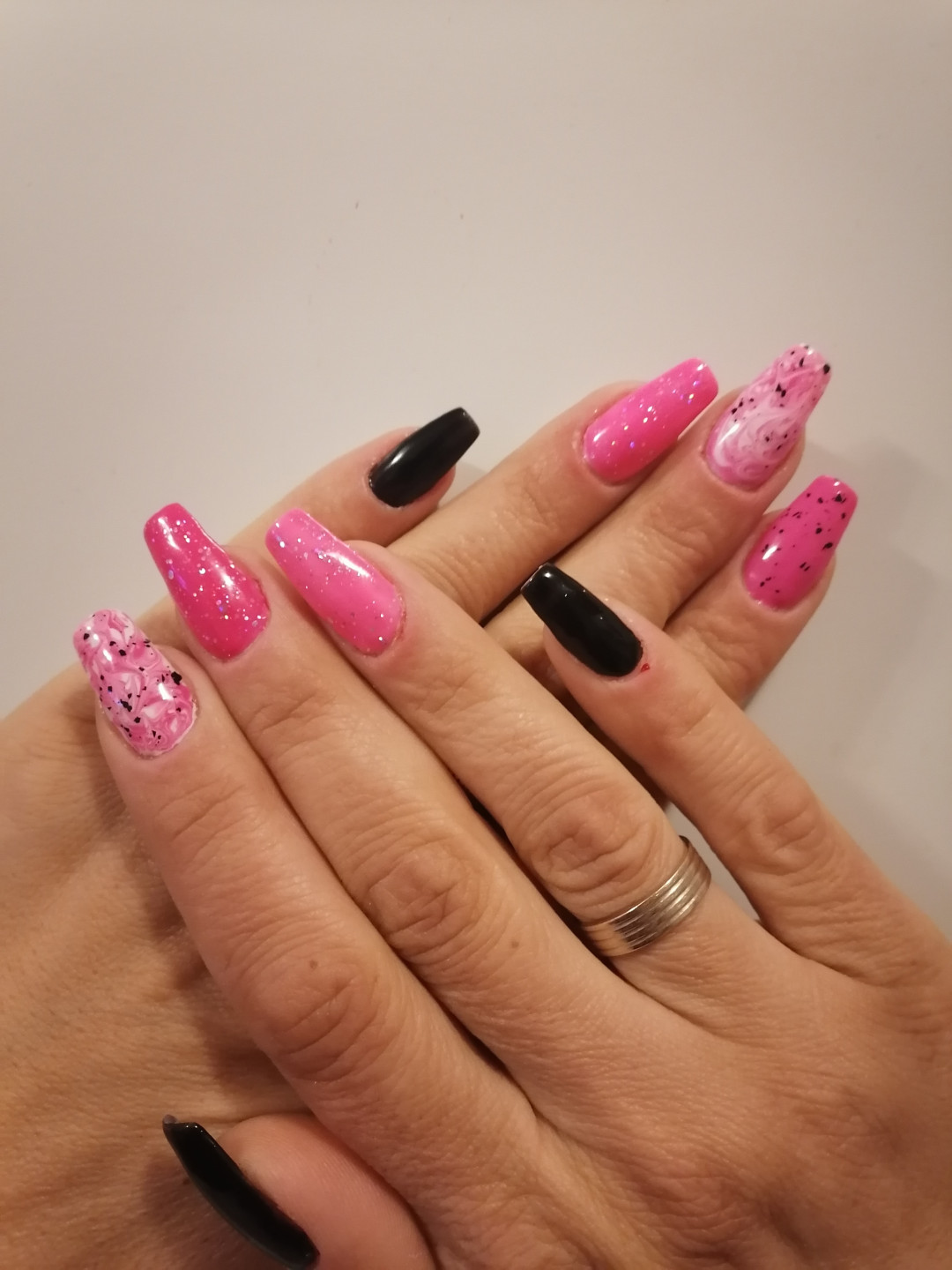Taci nail art #beograd Korekcija noktiju Korekcija izlivanja / nadogradnje noktiju