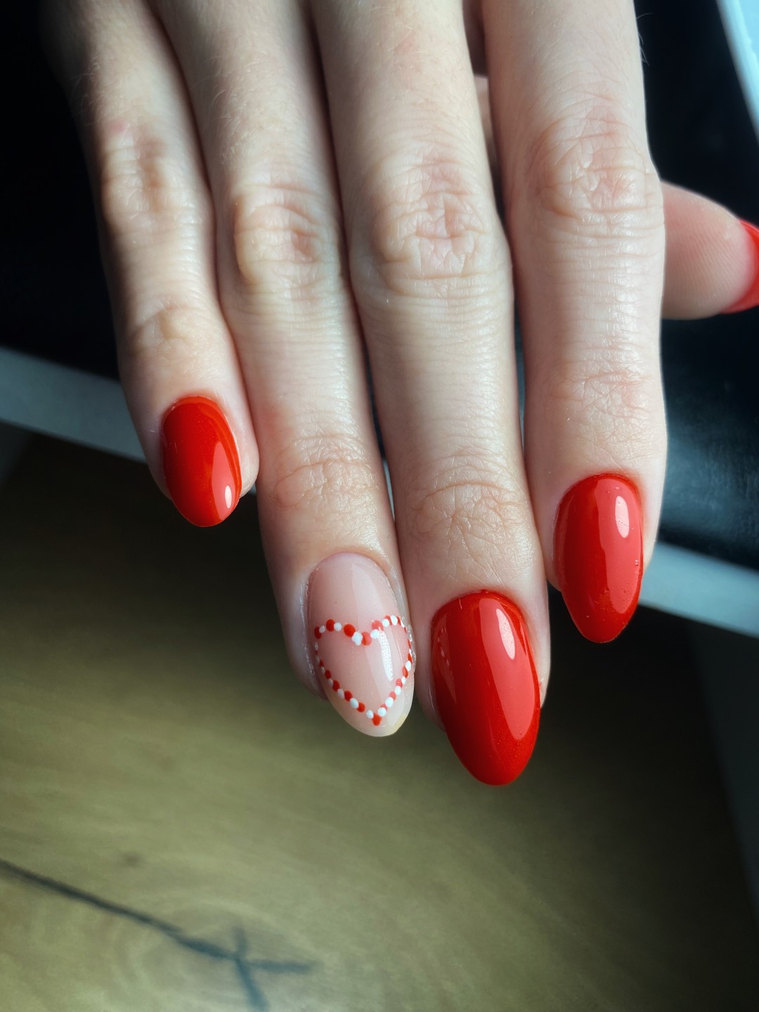 Beauty by Nevena Panić #beograd Izlivanje noktiju Korekcija izlivanja / ojačavanja noktiju gelom - M dužina