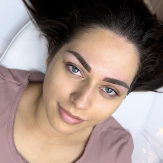 Studio Eleven Ladies&Gentlemen #beograd Obrve Puder obrve - prvi tretman