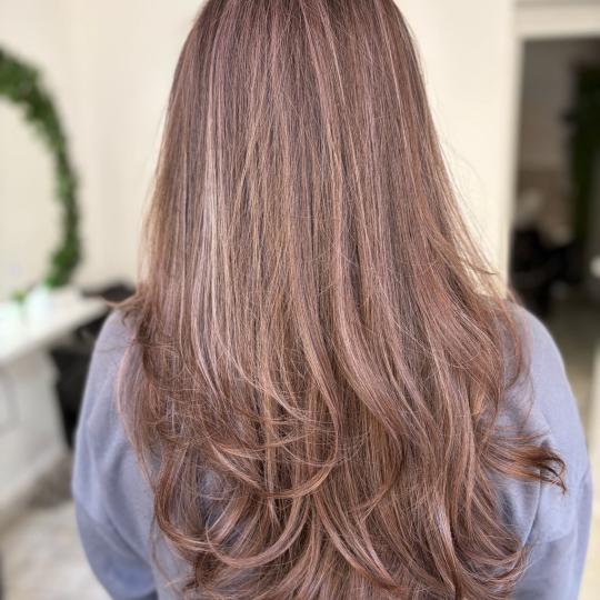 Atelje Glossy Hair #beograd Pramenovi Pramenovi na foliju - duga kosa