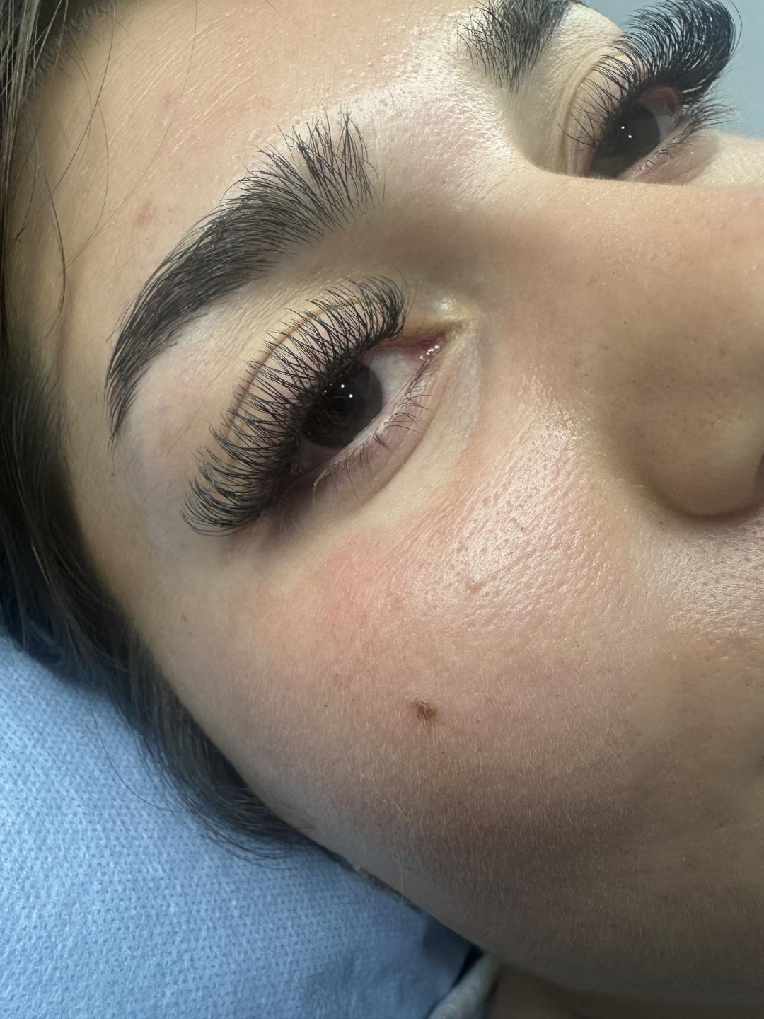 Princess beauty #nis Nadogradnja trepavica Nadogradnja trepavica W volumen