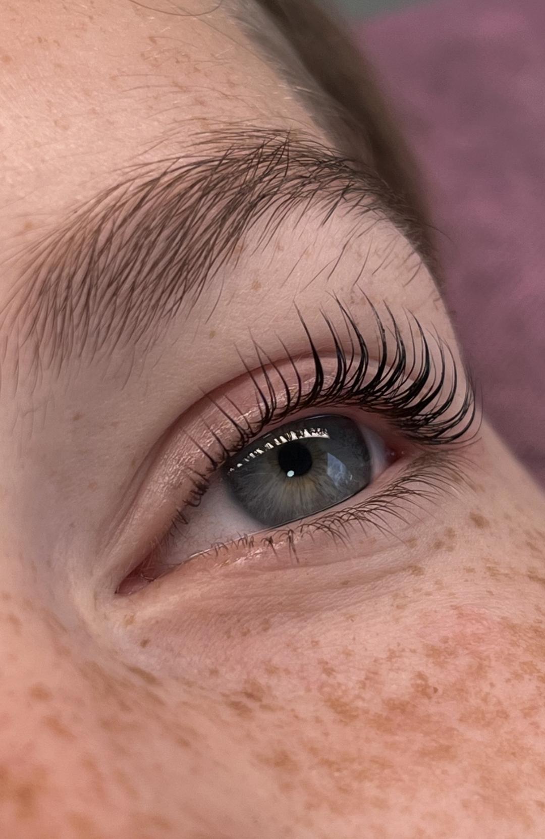 La Hermosa Beauty Studio #beograd Trepavice Lash lift + farbanje trepavica