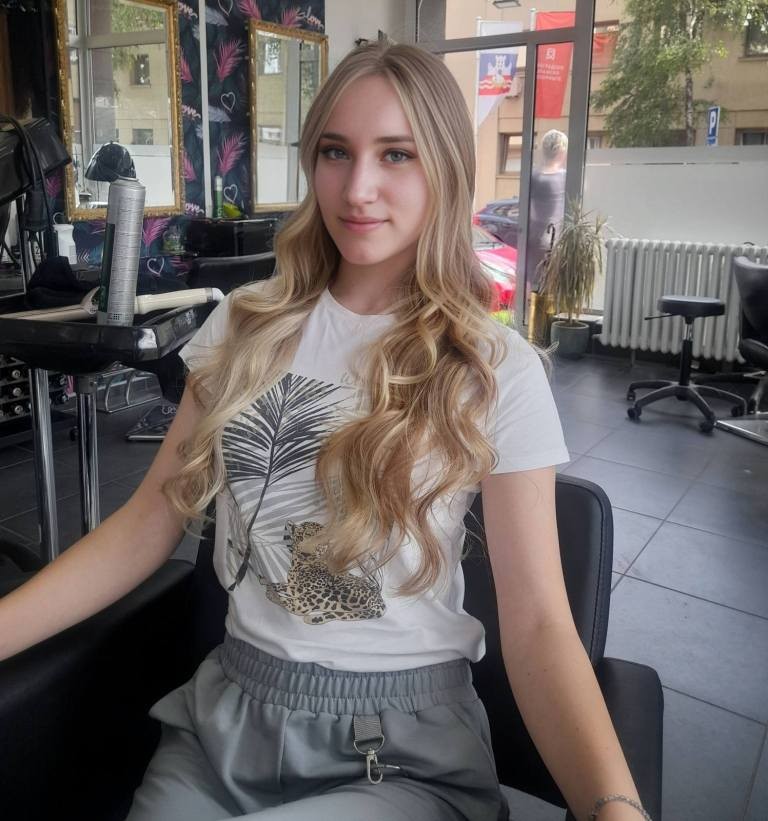 Fijatović #beograd Pramenovi Pramenovi na foliju + preliv + feniranje - ekstra duga kosa