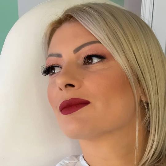 Albina Unisex Studio Lepote #temerin Make-up / šminkanje Profesionalno šminkanje + veštačke trep