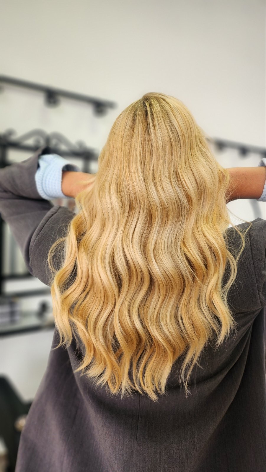 Hair studio mii #beograd Feniranje i stilizovanje Feniranje na ravno - duga kosa