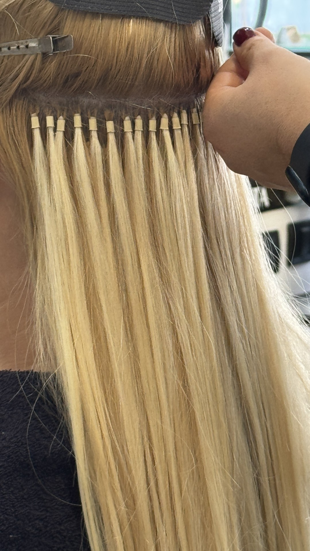 Nadogradnja kose keratin / eurolock - cena po pramenu *OBAVEZNE KONSULTACIJE - Nega i lepota NS 1, Novi Sad Nadogradnja kose Frizerski saloni Nadogradnja kose, Novi Sad, Rotkvarija, Podbara, Salajka