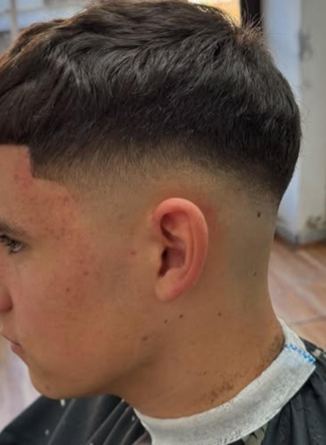 Muško šišanje - fade - Astradas 2, Beograd Šišanje Frizerski saloni Šišanje, Beograd, Novi Beograd blokovi, Belville, Savski kej