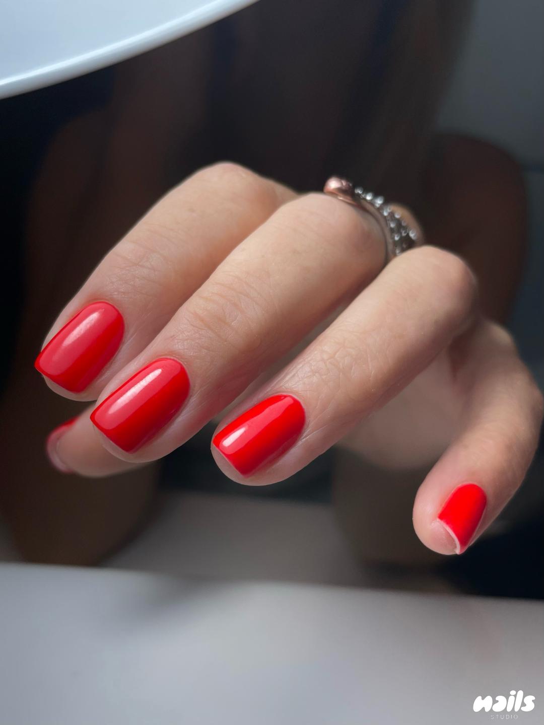 Gel lak / rubber baza - Nails Studio, Beograd Ojačavanje noktiju Nokti Ojačavanje noktiju, Beograd, Banovo brdo