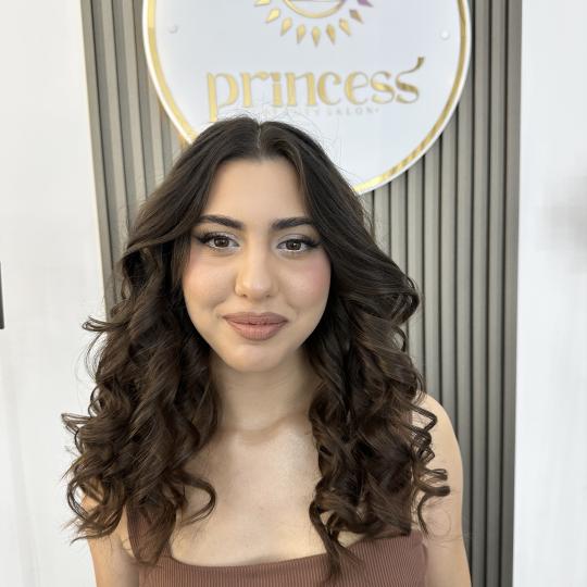 Princess beauty #nis Pletenice, kike, punđe Svečana frizura lokne - kosa srednje dužine Frizerski