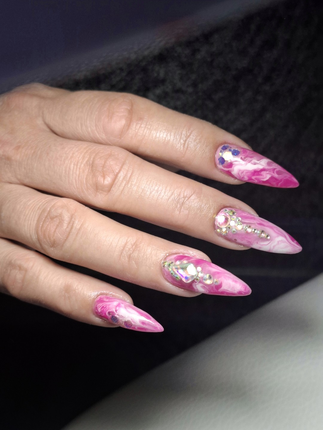Beauty Studio by Milica Pavlović #beograd Izlivanje noktiju Izlivanje noktiju gelom