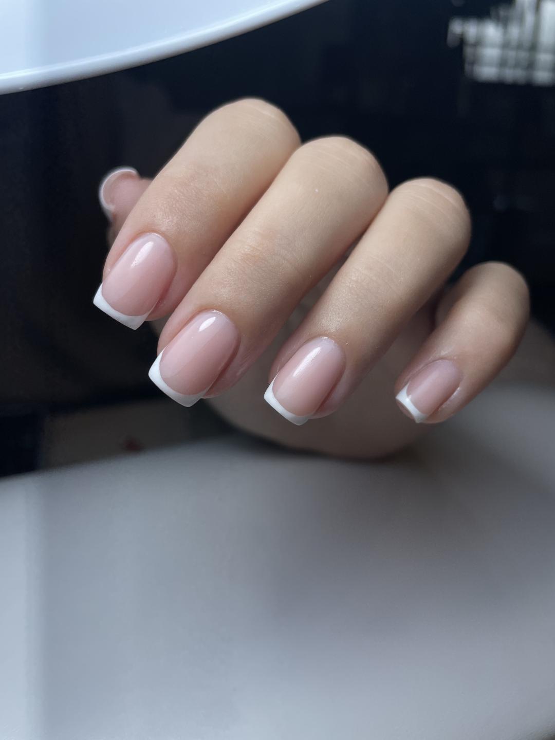 French - dodatak uz uslugu - Nails Studio, Beograd Lakiranje noktiju Nokti Lakiranje noktiju, Beograd, Banovo brdo