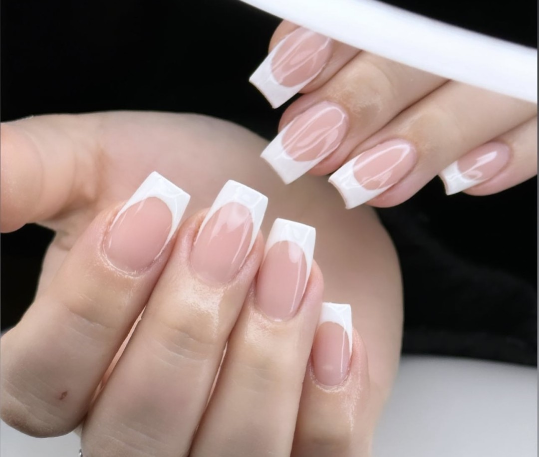 Korekcija izlivanja noktiju gelom - L/XL dužina - Atelier Beauty Bar, Niš Izlivanje noktiju Nokti Izlivanje noktiju, Niš, Medijana