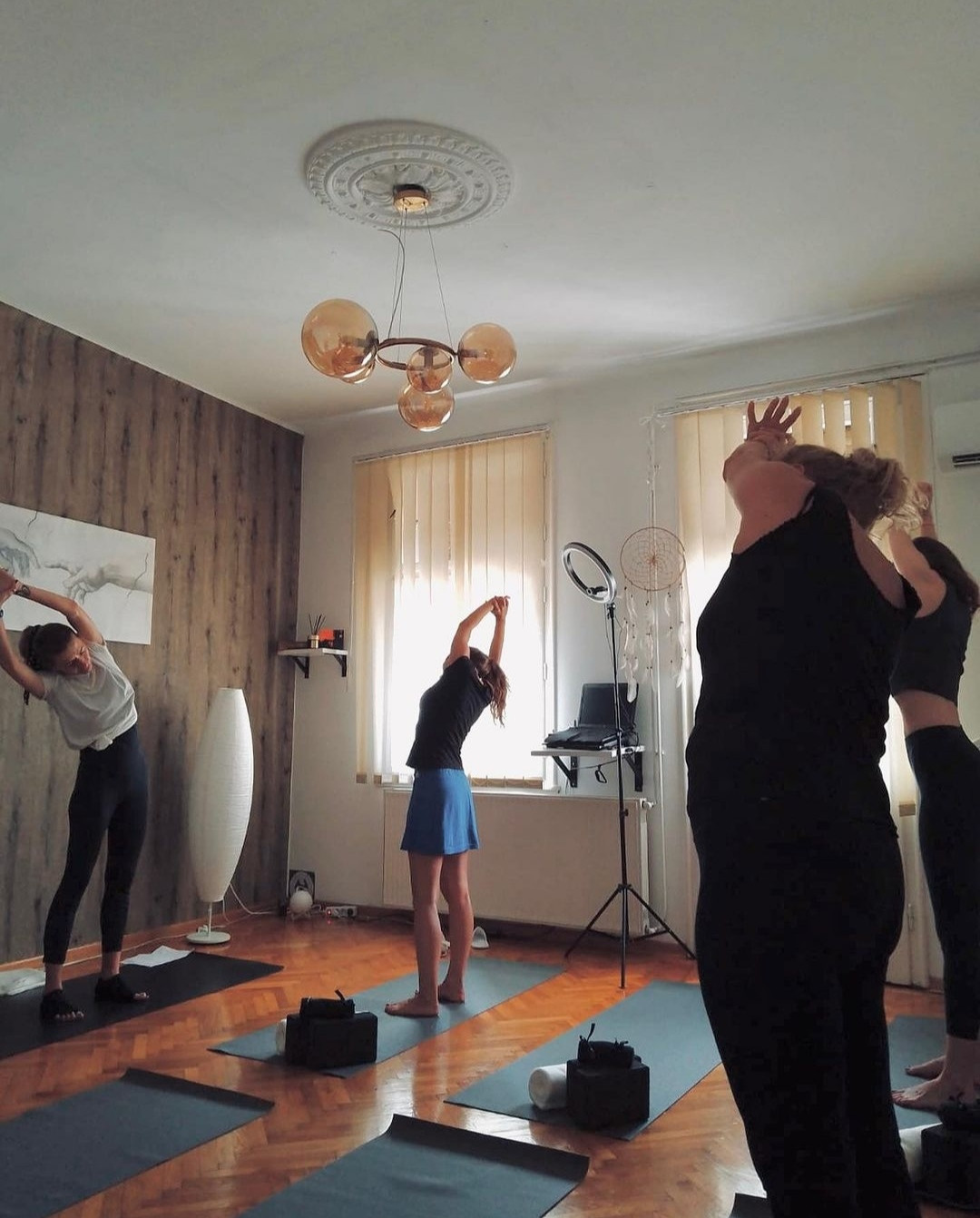 Moon Energy #beograd Joga Joga - 4 časa mesečno
