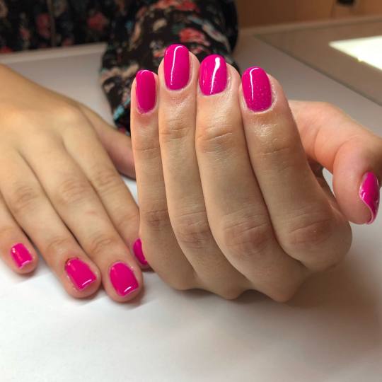 Mademoiselle Beauty #beograd Gel lak Gel lak - ruke sa aparatnim manikirom
