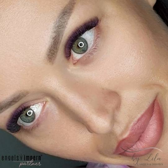 Studio Lila #beograd Nadogradnja trepavica Nadogradnja svilenih trepavica - volumen 4D / 6D