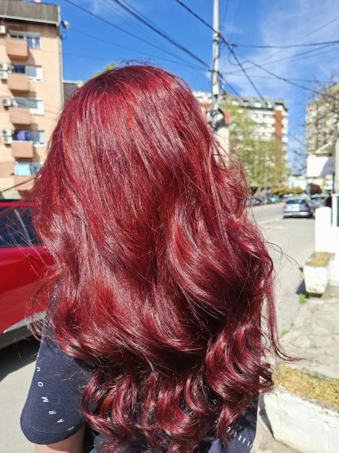 Farbanje cele dužine - kosa srednje dužine - La Vie Elegance, Niš Farbanje kose Frizerski saloni Farbanje kose, Niš, Medijana