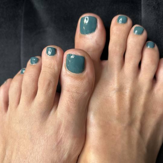 MYstoriMAJSTORI #beograd Estetski pedikir Estetski pedikir + gel lak + SPA tretman