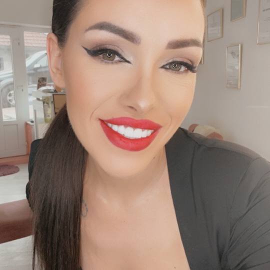 Kosjerić #kosjeric Make-up / šminkanje Profesionalno šminkanje