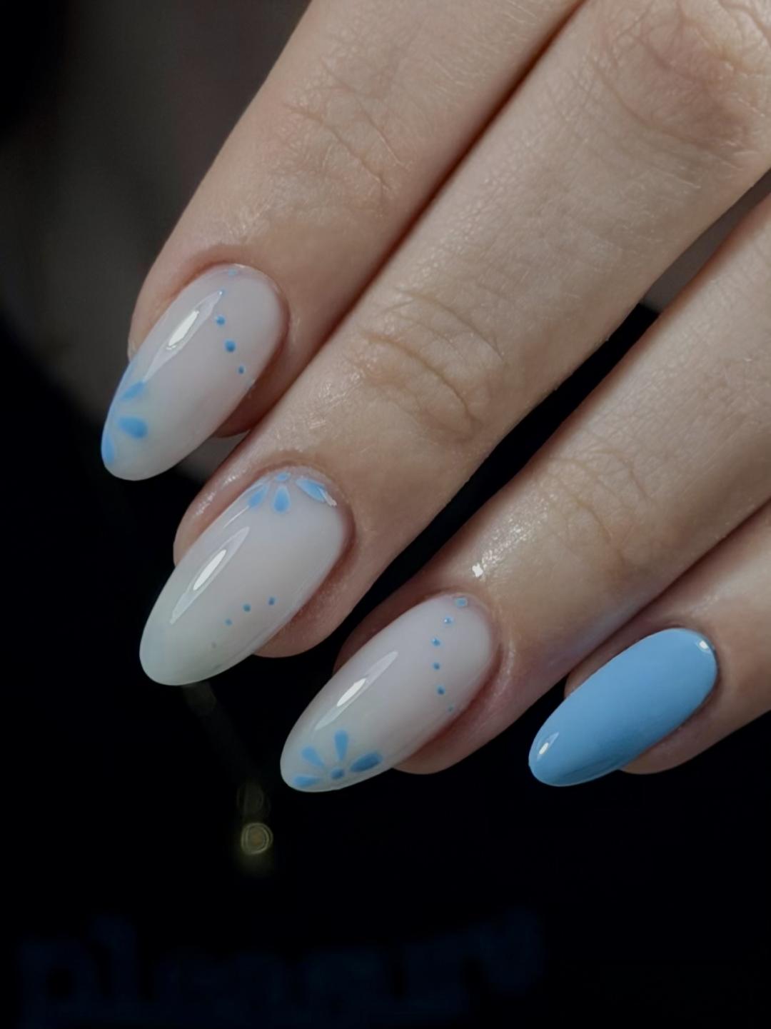 Safir Beauty Lounge #beograd Korekcija noktiju Korekcija noktiju - M dužina