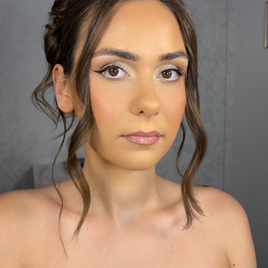 Artist Alex Studio #nis Make-up / šminkanje Profesionalno šminkanje bez trepavica ili uz vaše ve�