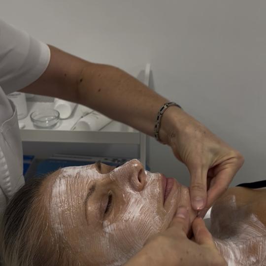 Sandra estetik studio #beograd Tretman lica Biodroga skin rejuvenating tretman Još jedan prijatan s