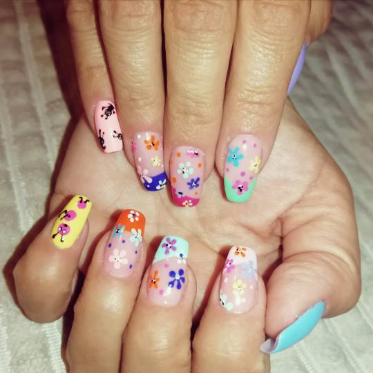 Taci nail art #beograd Izlivanje noktiju Nadogradnja noktiju