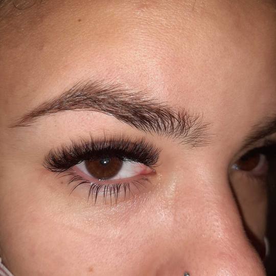 Skin Expert Aesthetic & Laser centar #beograd Nadogradnja trepavica Korekcija nadogradnje svilenih t