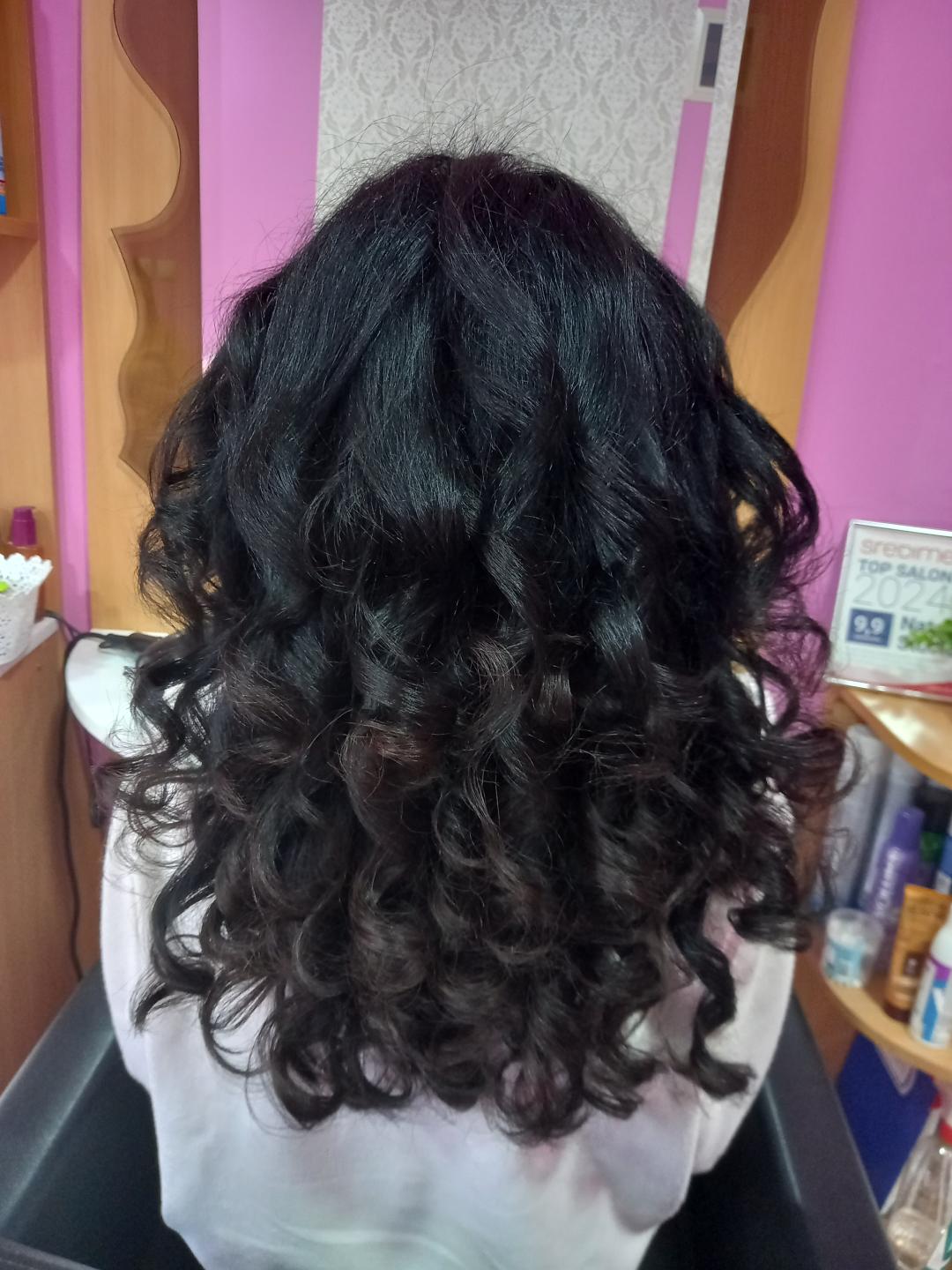 Nataly Trend Studio #novisad Žensko šišanje Žensko šišanje + pranje kose + feniranje - duga kosa (preko ramena)