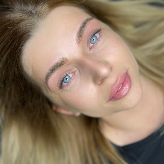 ElenA Studio #novisad Trajna šminka Hairstroke - prvi tretman Hairstroke obrve – dobija se efekat