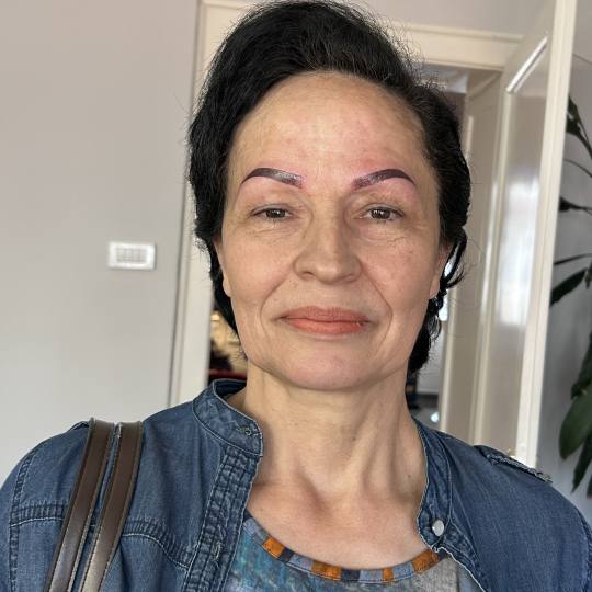 Ena beauty studio #nis Nadogradnja trepavica Puder obrve