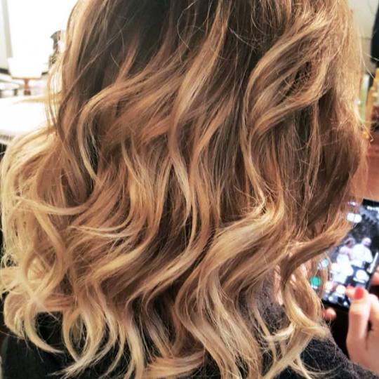 Xtreme #beograd Ombre, sombre, balayage Balayage Ombre / balayage + feniranje na ravno / lokne + šo