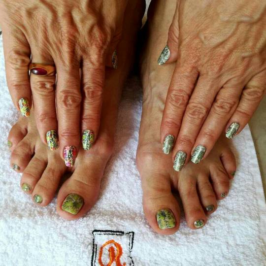 Rustik Nails #beograd Estetski pedikir Stamping Nail Art Estetski pedikir U specijalnom kutku i naš