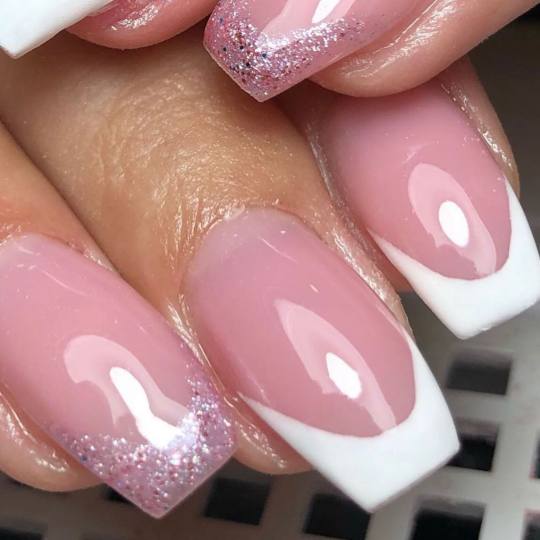 Mademoiselle Beauty #beograd Ojačavanje noktiju